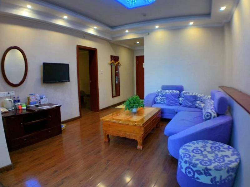Greentree Inn Henan Kaifeng Gulou Square Express Hotel 외부 사진